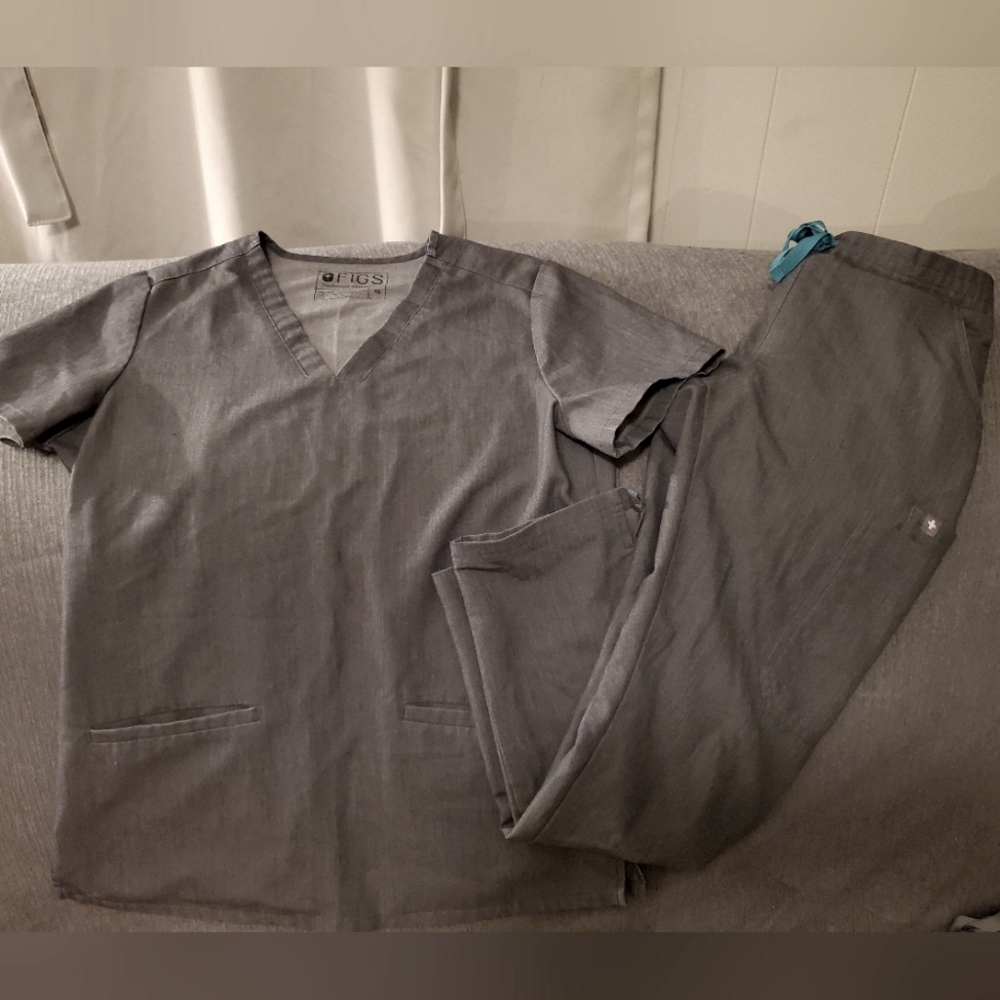 FIGS Graphite Scrub Set XS